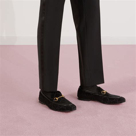 gucci jordaan gg velvet loafer op straat|gucci jordaan loafer sale.